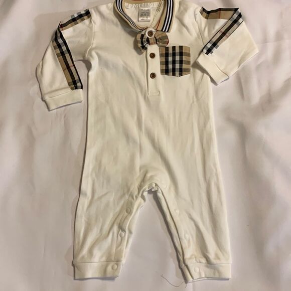 Little boys onesie cream with plaid sleeves and a bowtie - Picture 1 of 6